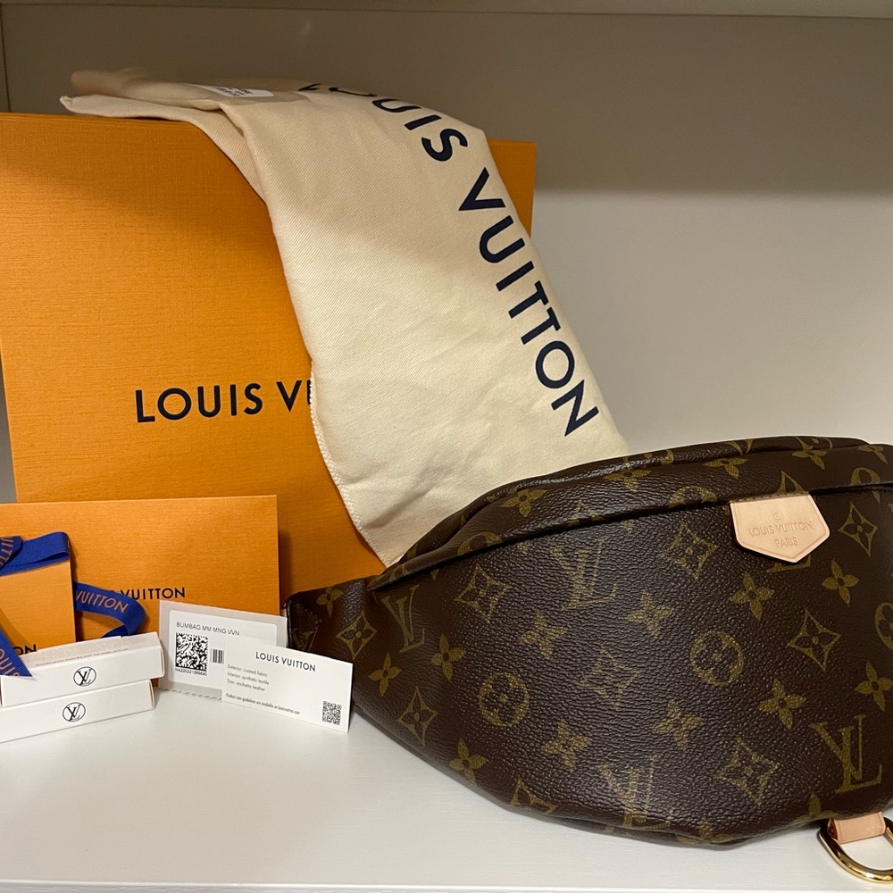 🌺Authentic Louis Vuitton Bumbag
